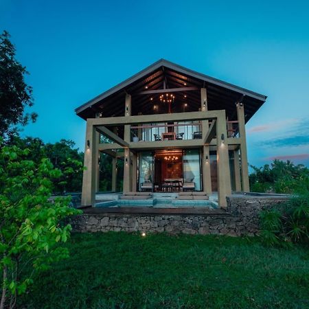 The Villa Lakeshore Anurâdhapura Extérieur photo